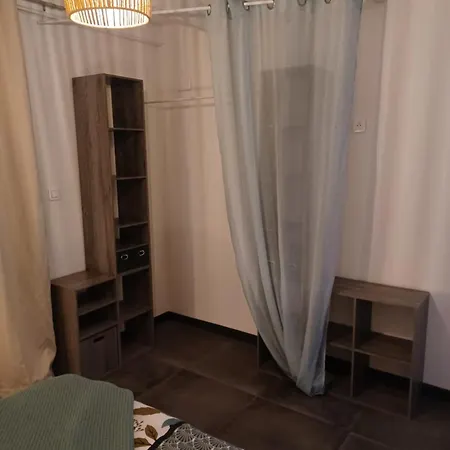 Cap Corse Marine De Bord De Lägenhet