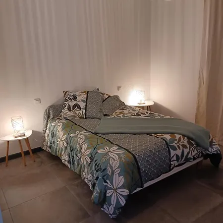 Cap Corse Marine De Bord De Lägenhet